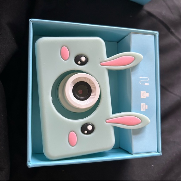 Digital camera - Picture 3 of 5